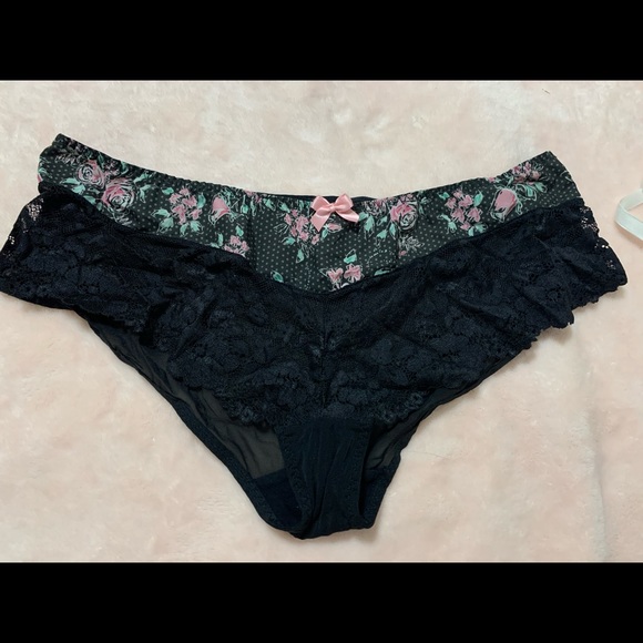 Adore Me Babydoll with matching panties - Picture 7 of 10